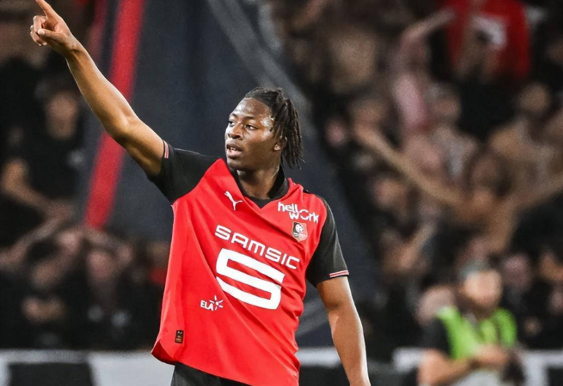 现出色, 能够果断行, 尽管他年仅