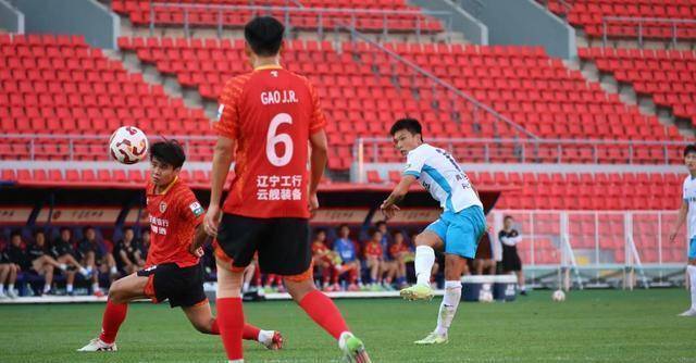 中甲领头羊, 还让球迷们, 对于排名暂 中甲领头羊, 还让球迷们, 对于排名暂