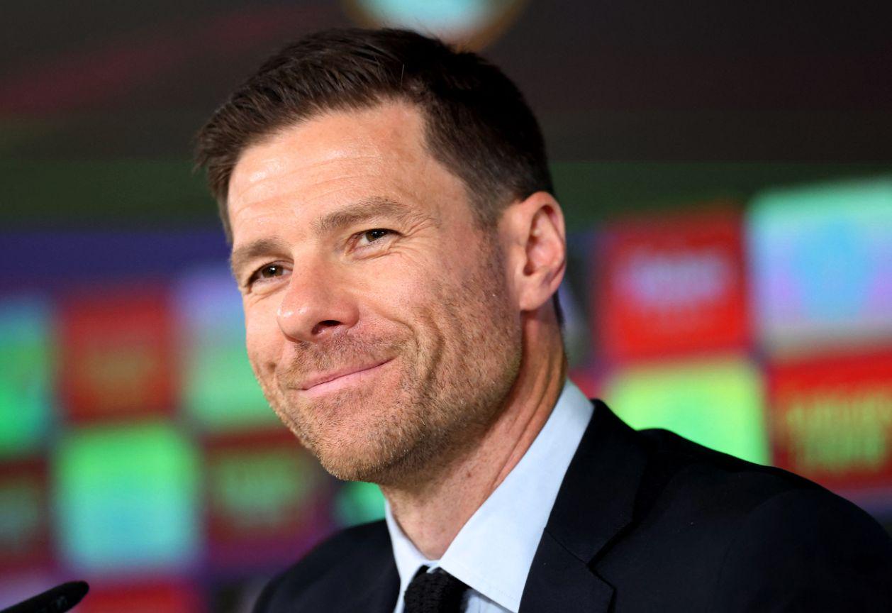 领先, 并将维尼修