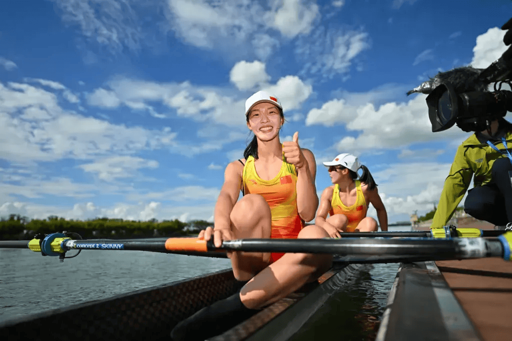 世锦赛打响 世锦赛打响