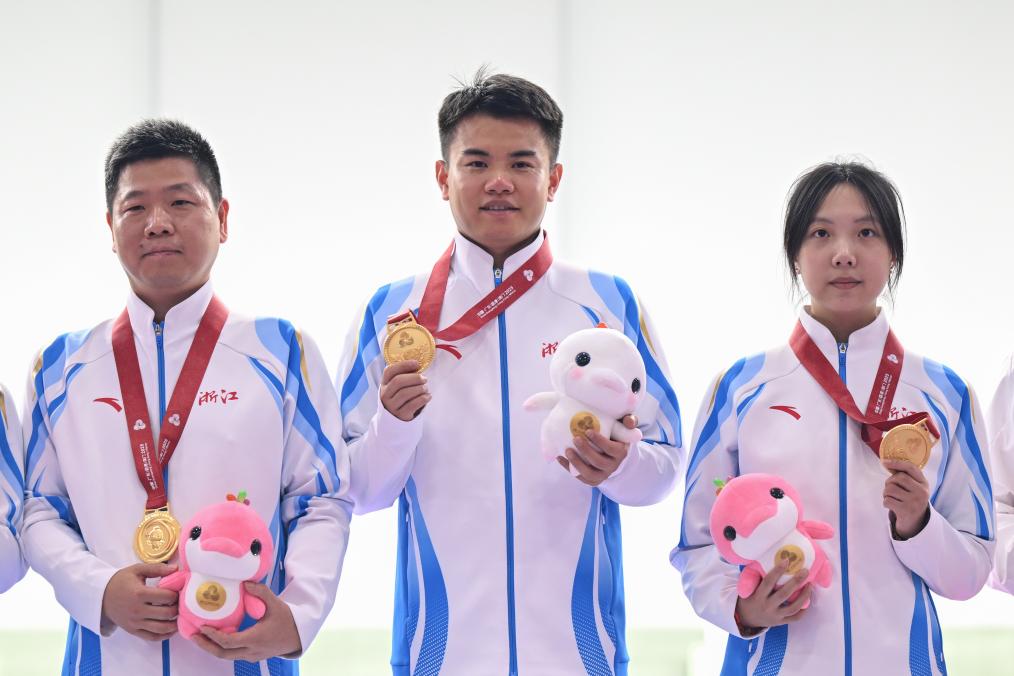 tenan, 凯在今年四, 王子菲在 tenan, 凯在今年四, 王子菲在